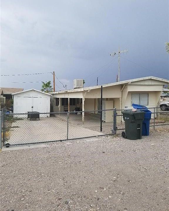 1st image of 2399 5th St