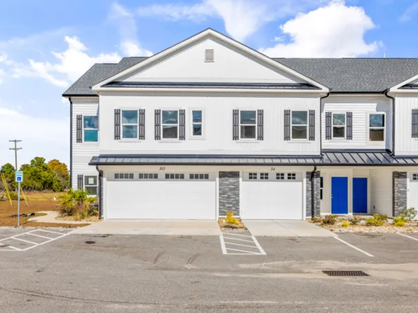 305 Lineback Pl, Longs, SC 29568