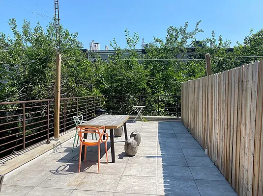 Rented by Michal Kuras, LREB | media 19