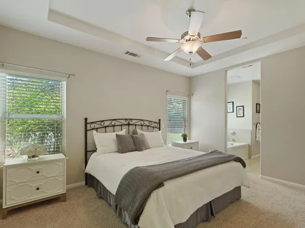 954 Stampede Trl, Galt, CA 95632