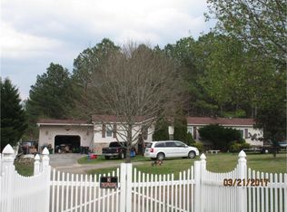 340 Cherry Mill Ln, Tunnel Hill, GA 30755