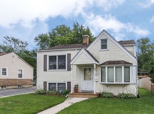 975 E Thacker St, Des Plaines, IL
