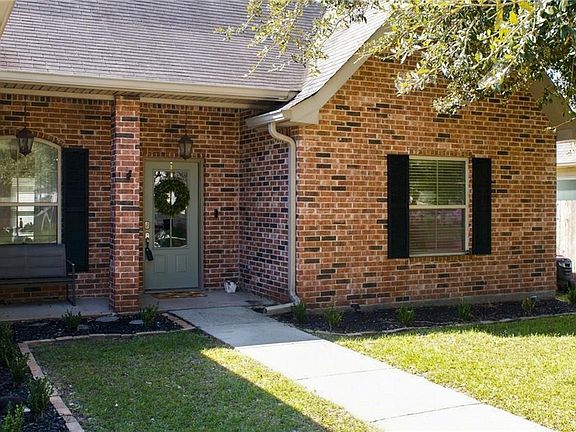 2nd image of 353 Mansfield Dr