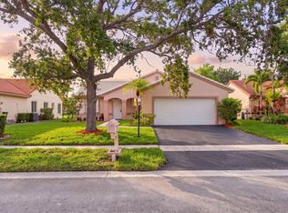 18871 NW 2ND Street, Pembroke Pines, FL 33029