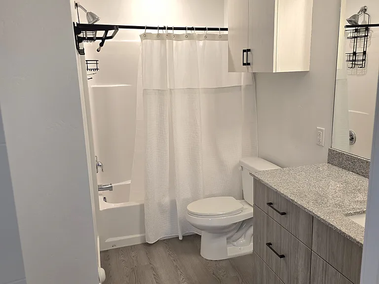 280 E Lorene St — Photo 8