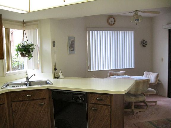 5th image of 1 Fairways Cir