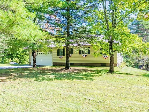 2nd image of 3328 Pines Rd