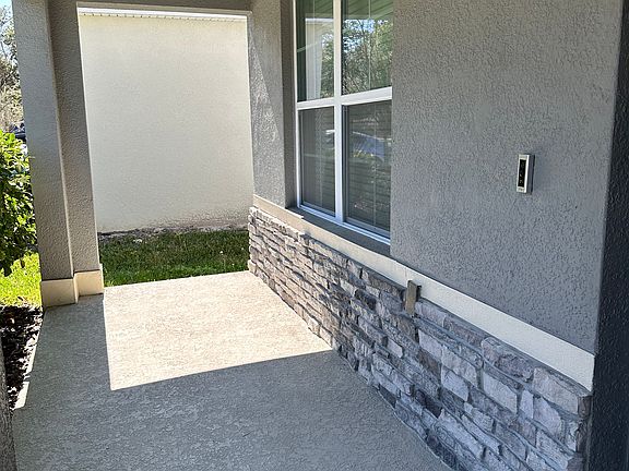 4th image of 234 Duke Dr