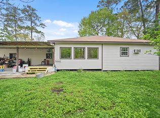 2137 Honey Tree St, Conroe, TX 77385