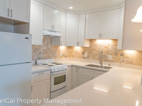 2nd image of 601 Burnett Ave APT 6