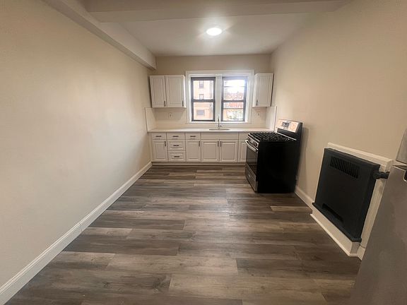 3rd image of 1-195 Prospect St #1