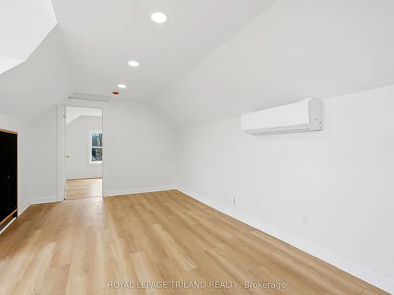 84 Smith St #2 — Photo 8