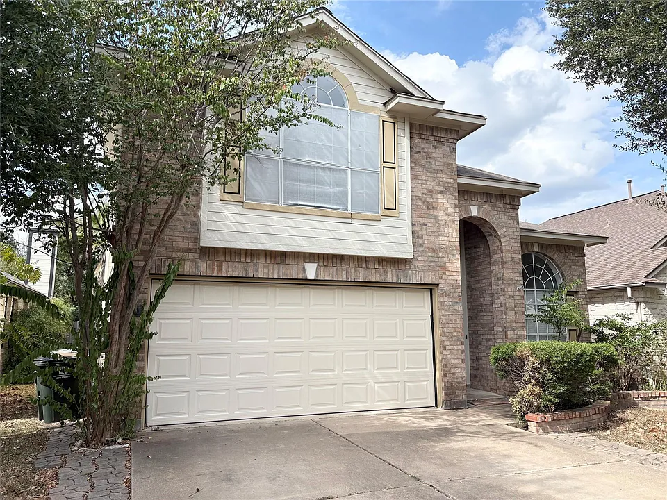13520 Bolivia Dr