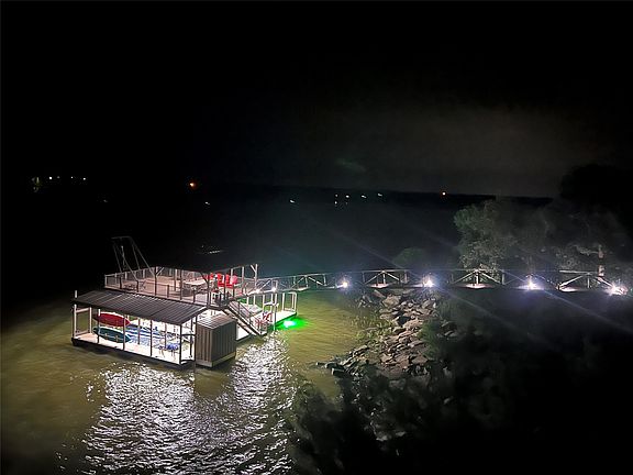 3rd image of 7575 Cory Dr