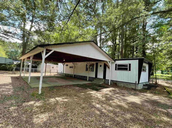 711 Dauthat St, Kensett, AR 72082