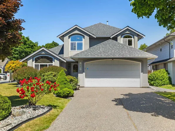 18851 64a Ave, Surrey, BC V3S 8V3