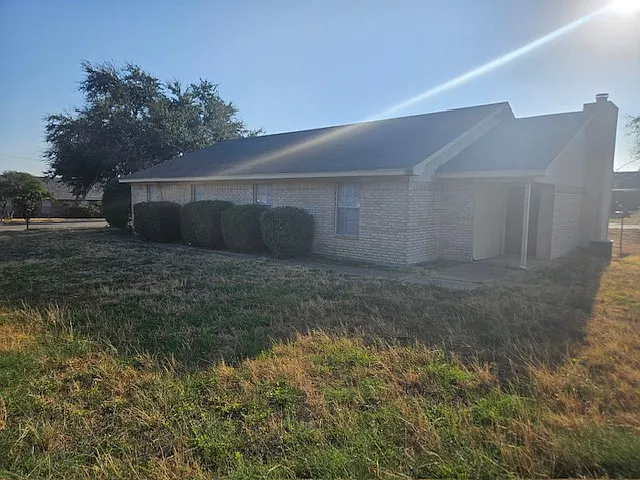 409 N Old Temple Rd