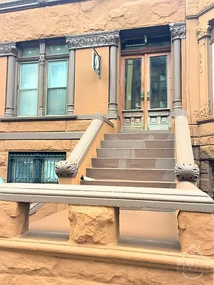 Rented by Blue Egg Realty Corp | media 17