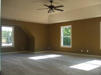 5th image of 5600 Bear Creek Dr