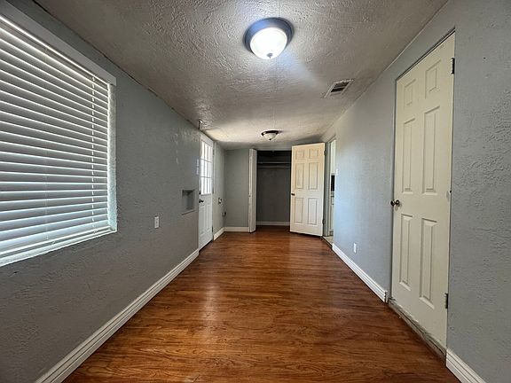 5th image of 1205 N Virginia Ave