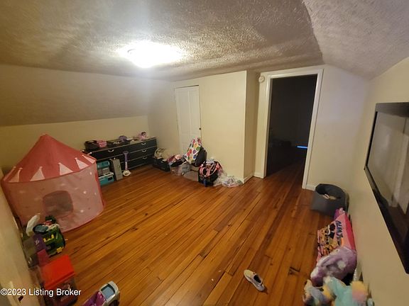 4th image of 113 N 40th St