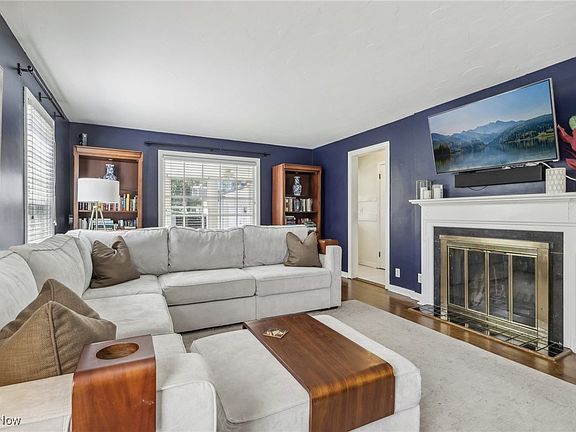 3rd image of 2794 Gasser Blvd