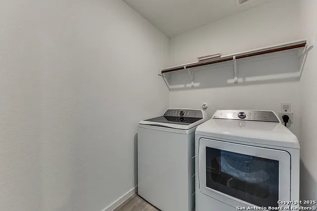 11715 Blasting Way — Photo 10