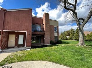 11 Shore Rd APT 5D, Somers Point, NJ 08244