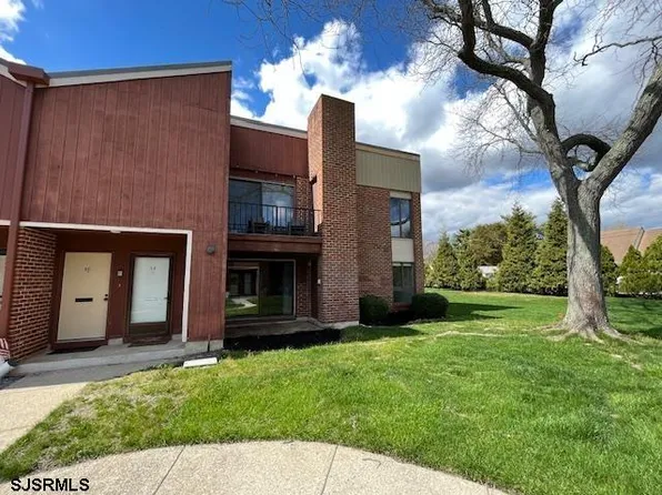 11 Shore Rd APT 5D, Somers Point, NJ 08244