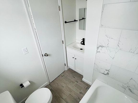 Bathroom (picture 2/2)