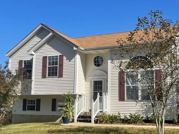 6563 12th St, Chesapeake Beach, MD 20732