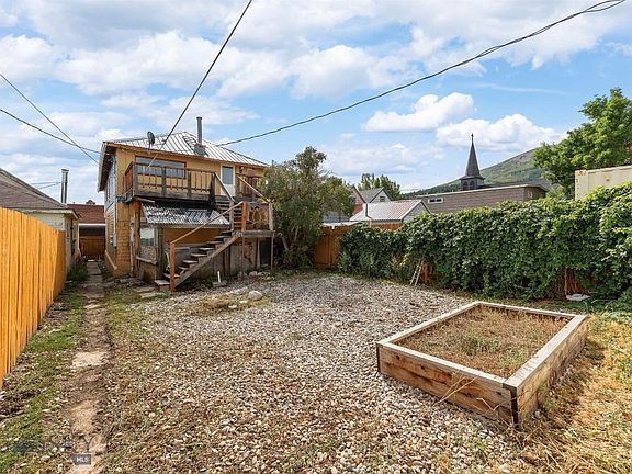 5th image of 408 Chestnut St