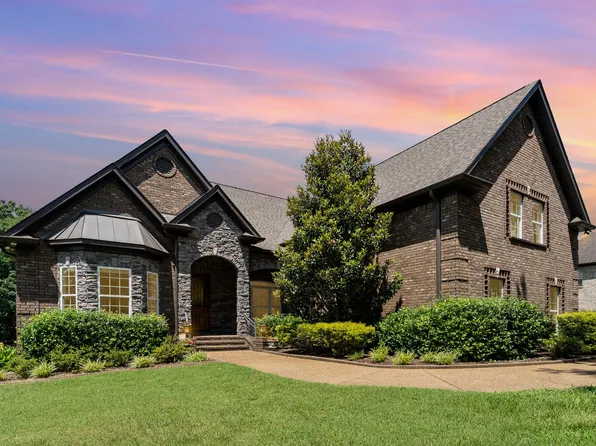 517 Burnett Rd, Mount Juliet, TN 37122