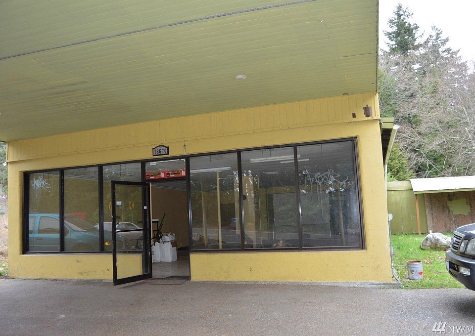 1st image of 16670 Lemolo Shore Dr NE