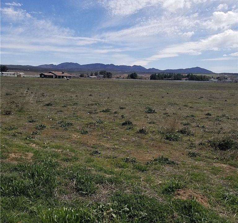 1st image of 285 Kiowa Dr