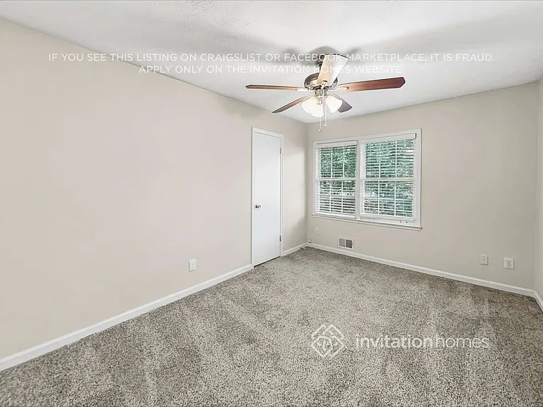 1379 Hidden Cir — Photo 13