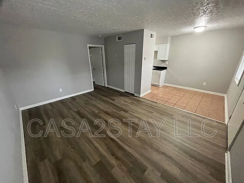 Patton Arms Apartments — Photo 2