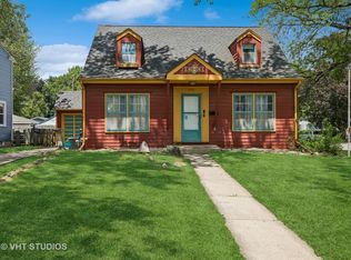 1074 Birchdale Dr, Elgin, IL 60123