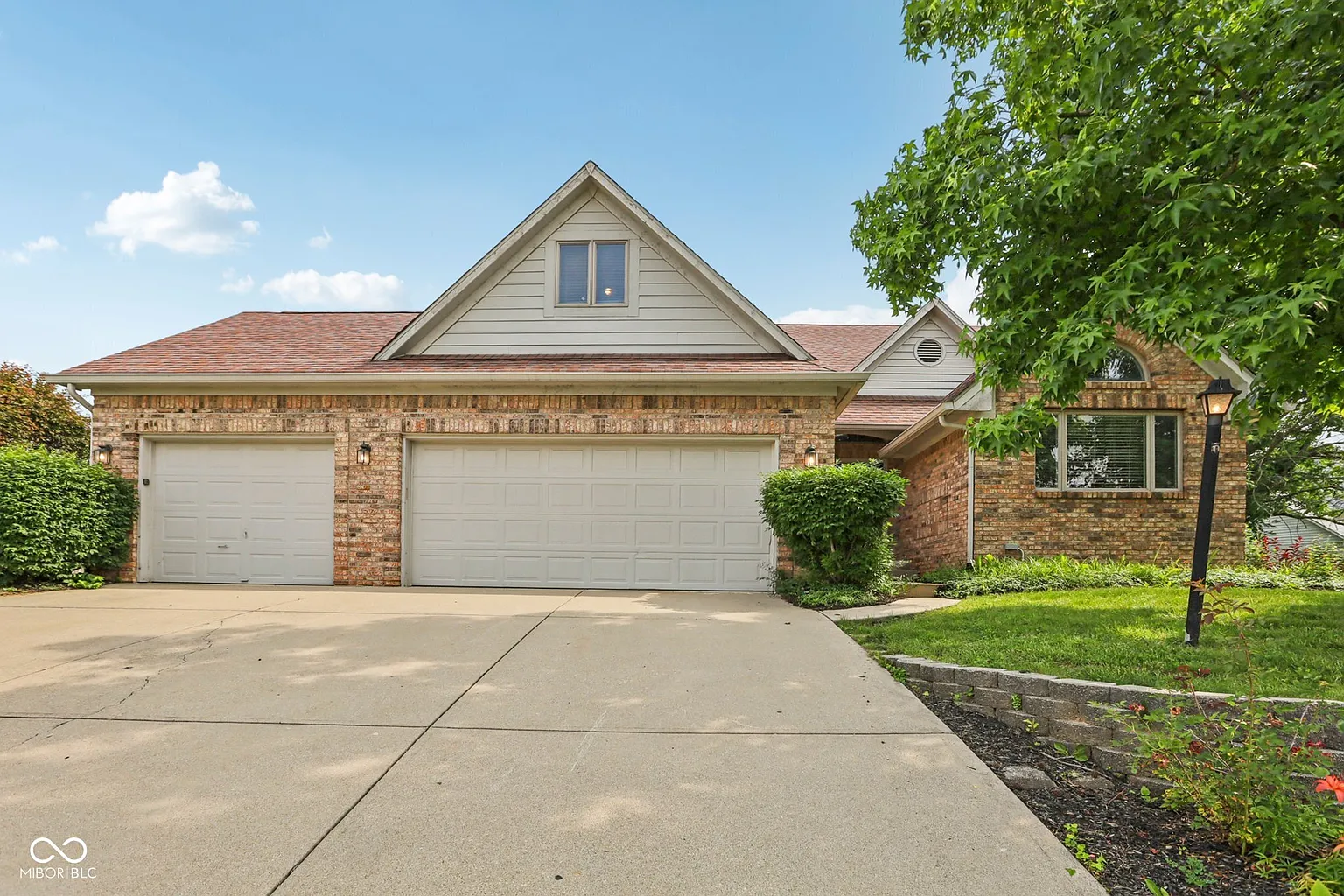 3430 Whalen Ave photo 1