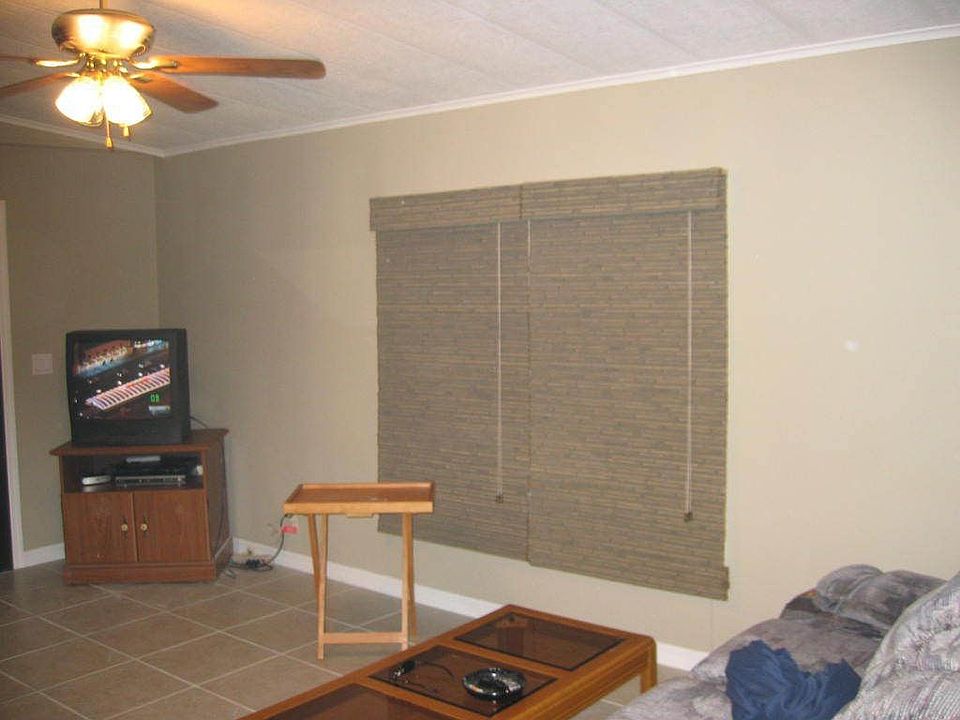 1st image of 552 Tarpon Dr