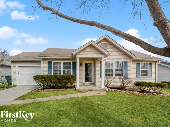 2943 Plum Leaf Cir, Saint Charles, MO 63303