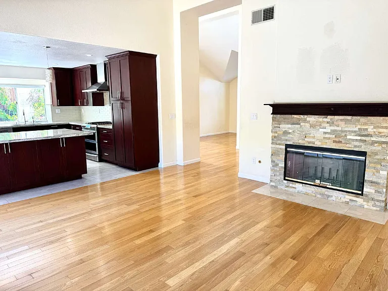 3281 Falerno Way — Photo 13