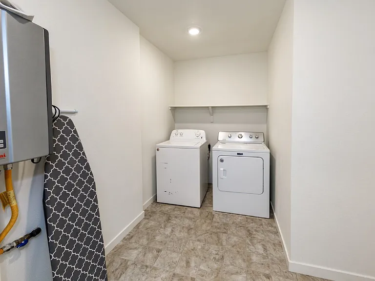 10213 Castor Dr — Photo 49