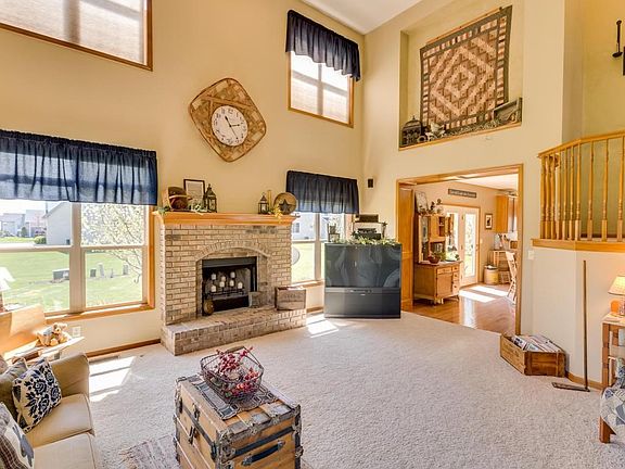 5th image of 8670 Oakshire Dr NW