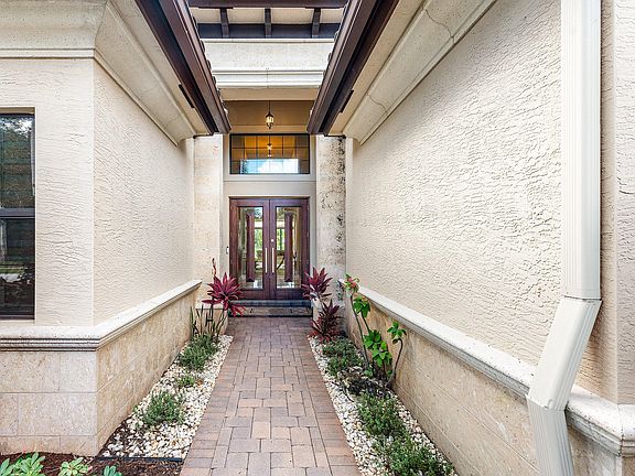 3rd image of 16631 Chesapeake Bay Court