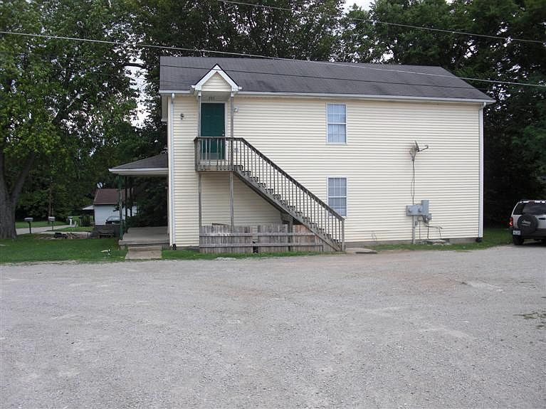 2nd image of 287 Young St #297