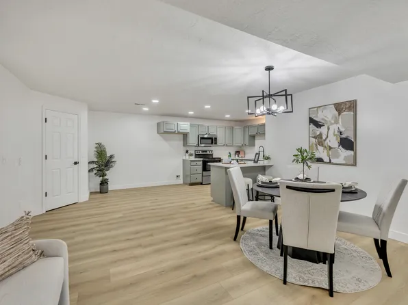 1323 E 4500 S APT 13, Salt Lake City, UT 84117