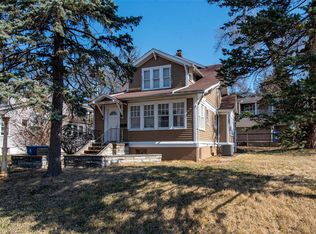 3000 Woodson Rd, Saint Louis, MO 63114