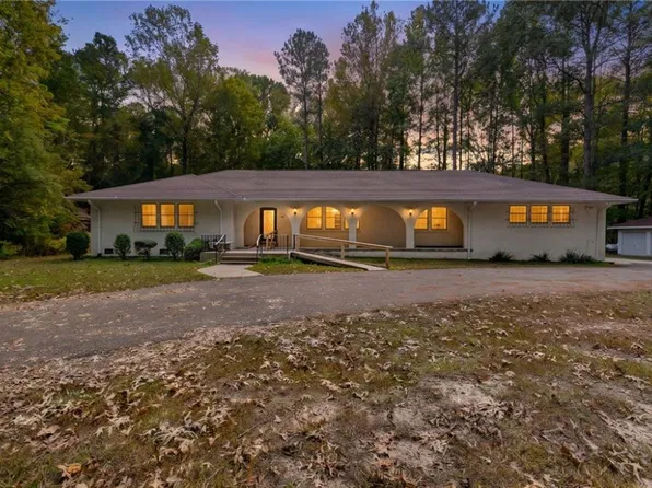 5935 Seldon Pond Rd, Gloucester, VA 23061