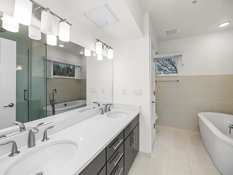 462 W Stadium Blvd #1 — Photo 61
